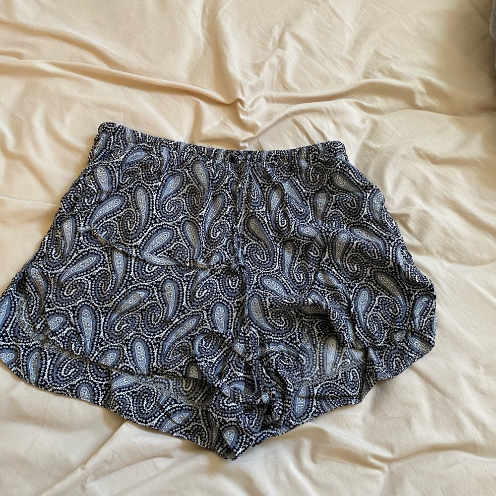 Brandy Melville Printed Paisley Shorts